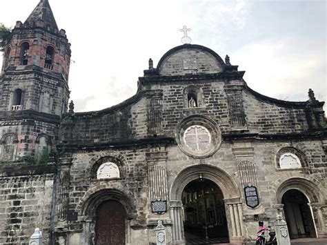 THE 10 CLOSEST Resorts near Barasoain Church .